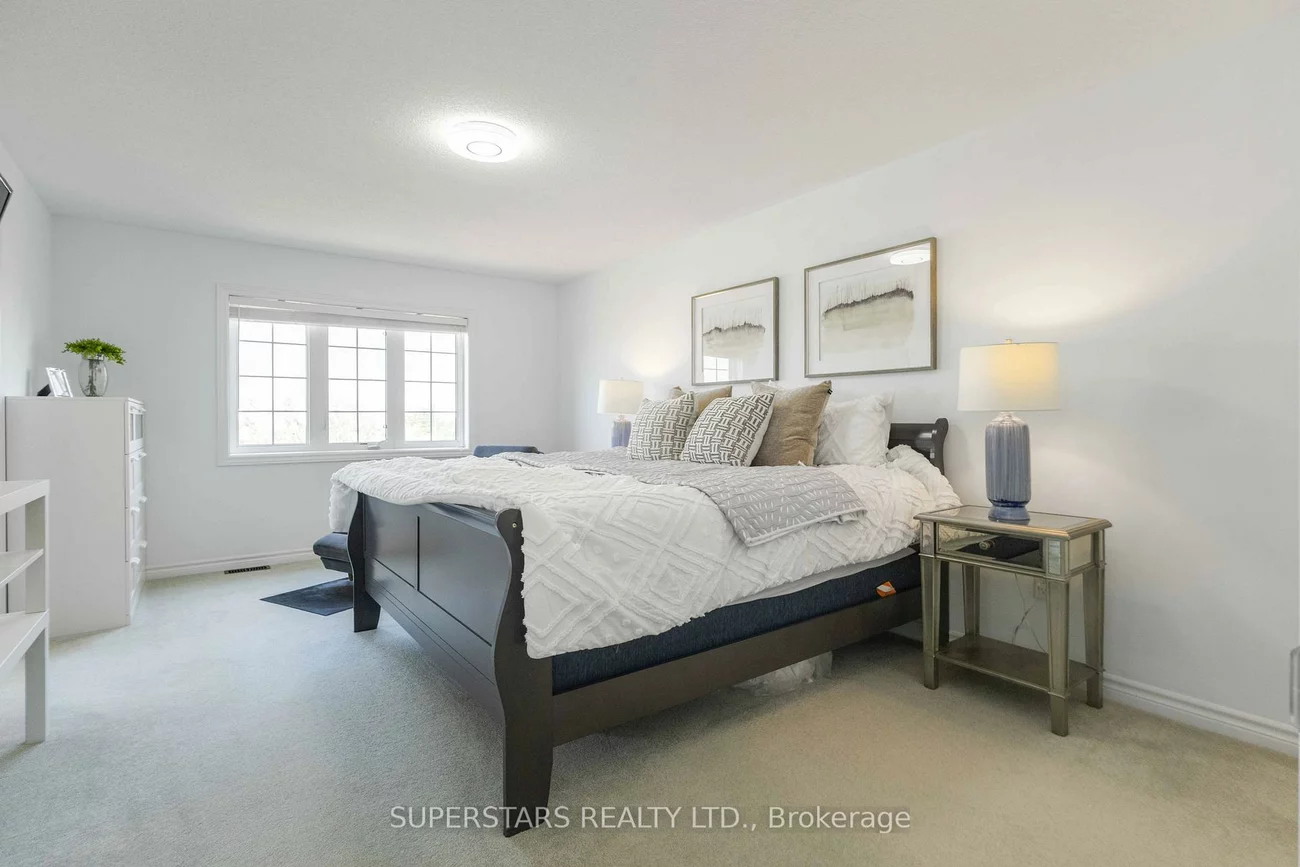 70, Living Cres, Victoria Square, Markham