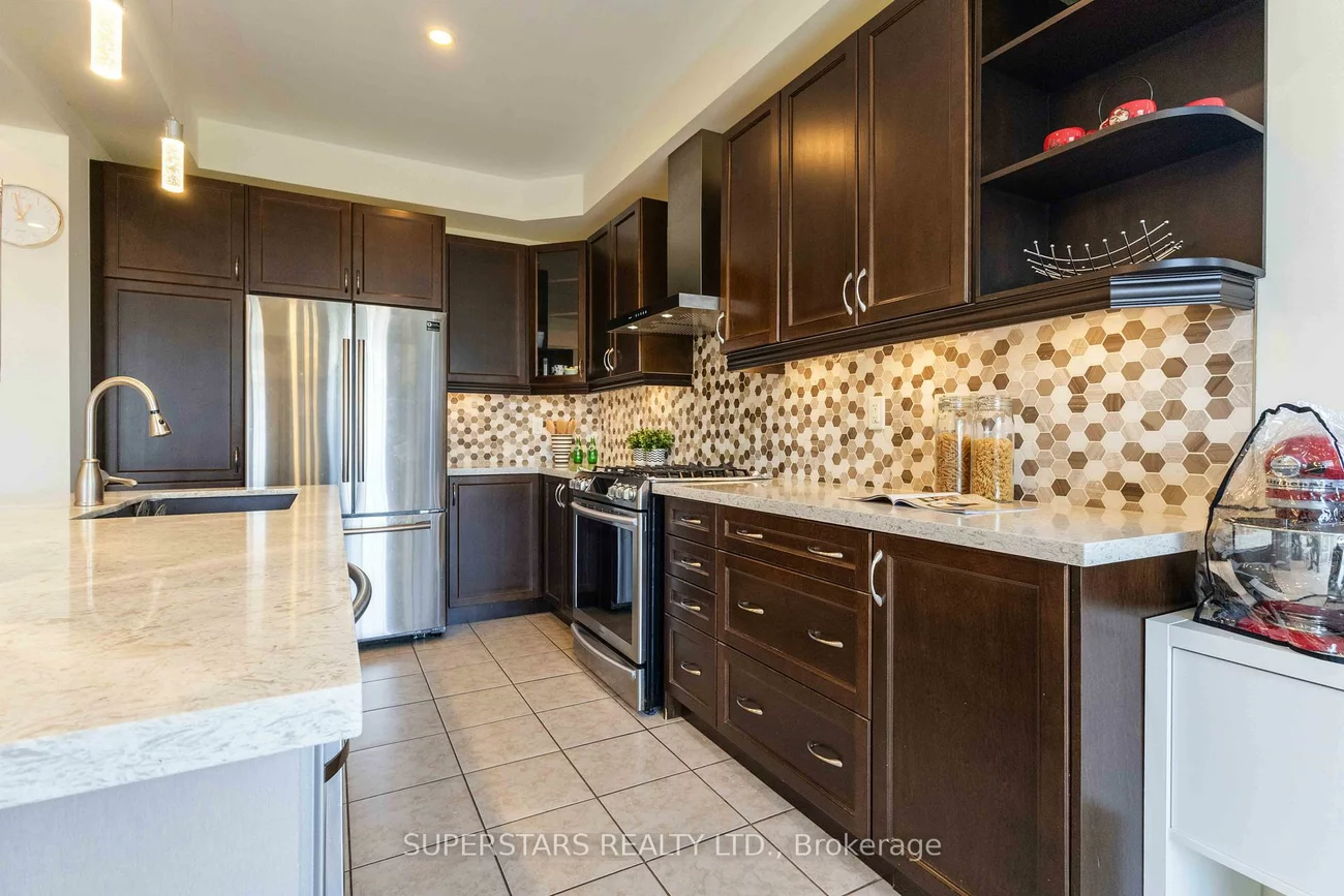70, Living Cres, Victoria Square, Markham