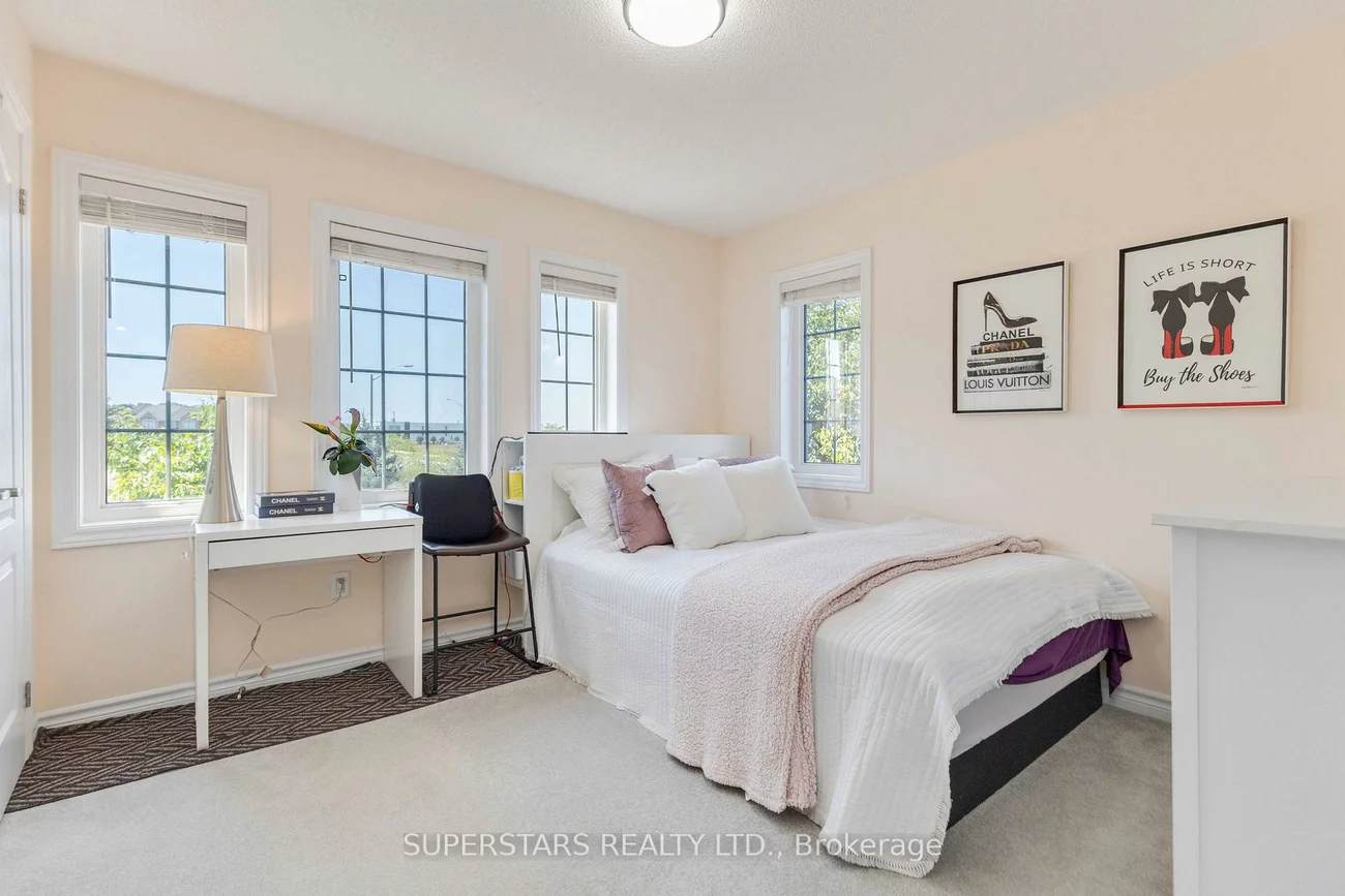 70, Living Cres, Victoria Square, Markham