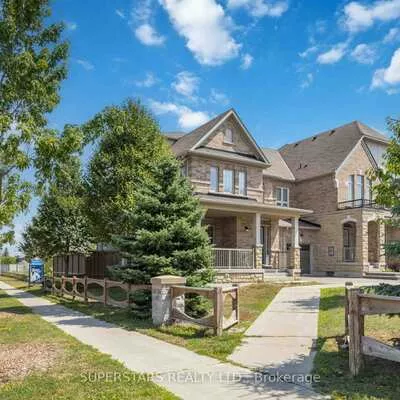 70, Living Cres, Victoria Square, Markham
