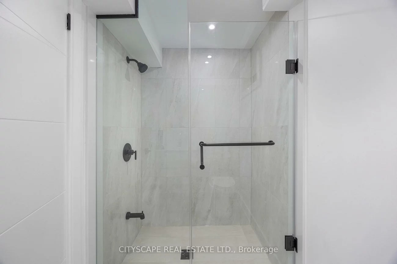 6, Portree, Royal Orchard, Markham