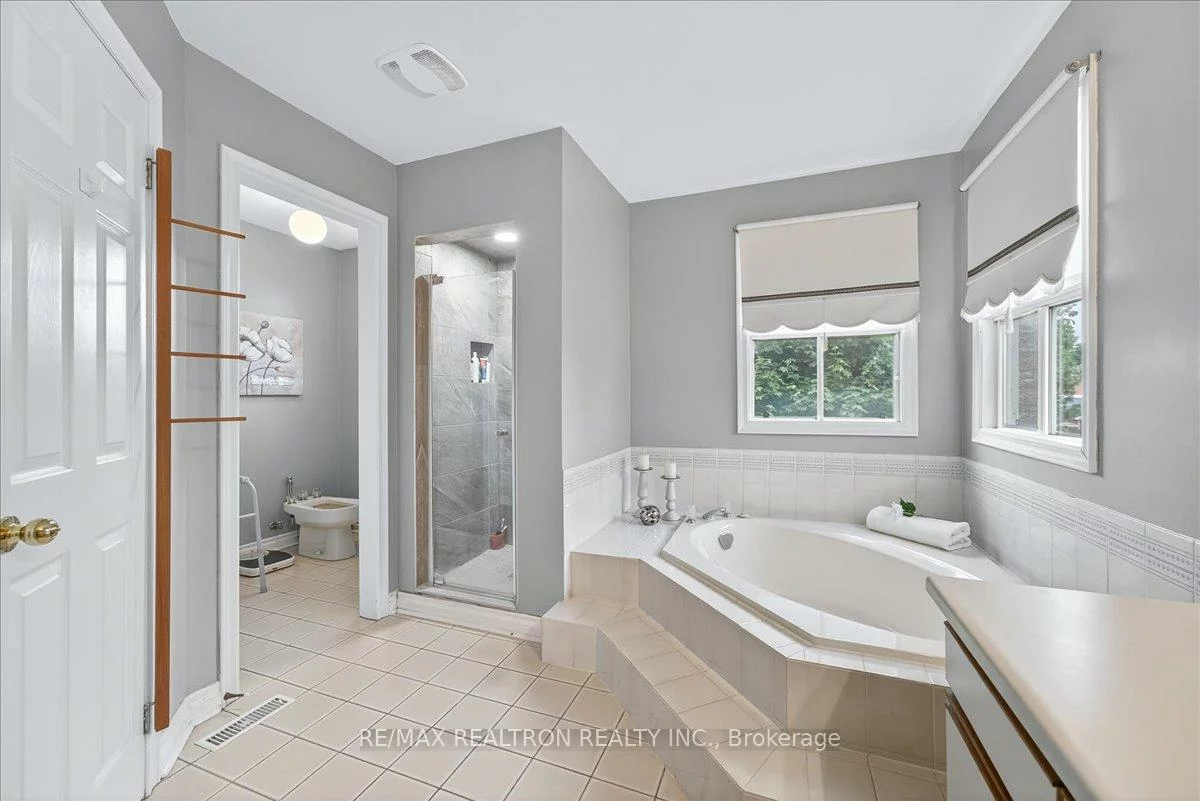 151, Lyndhurst, Thornlea, Markham