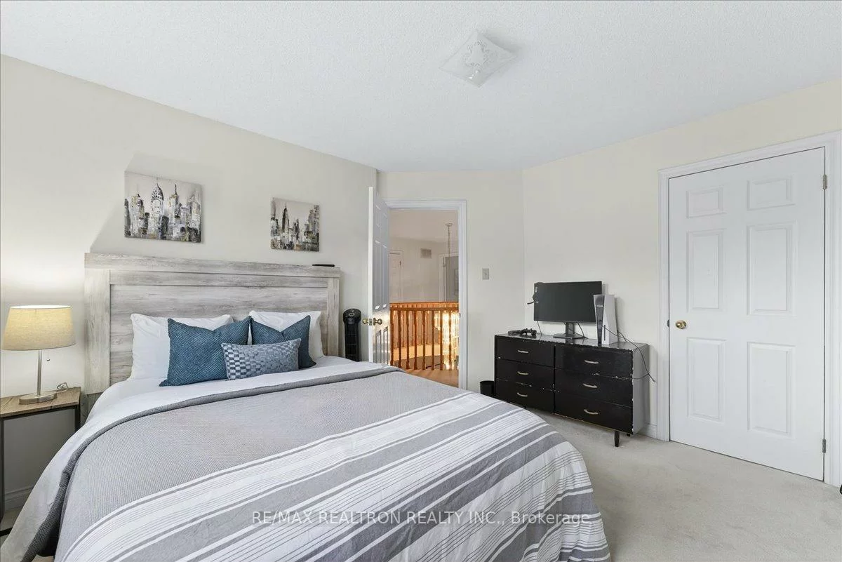 151, Lyndhurst, Thornlea, Markham