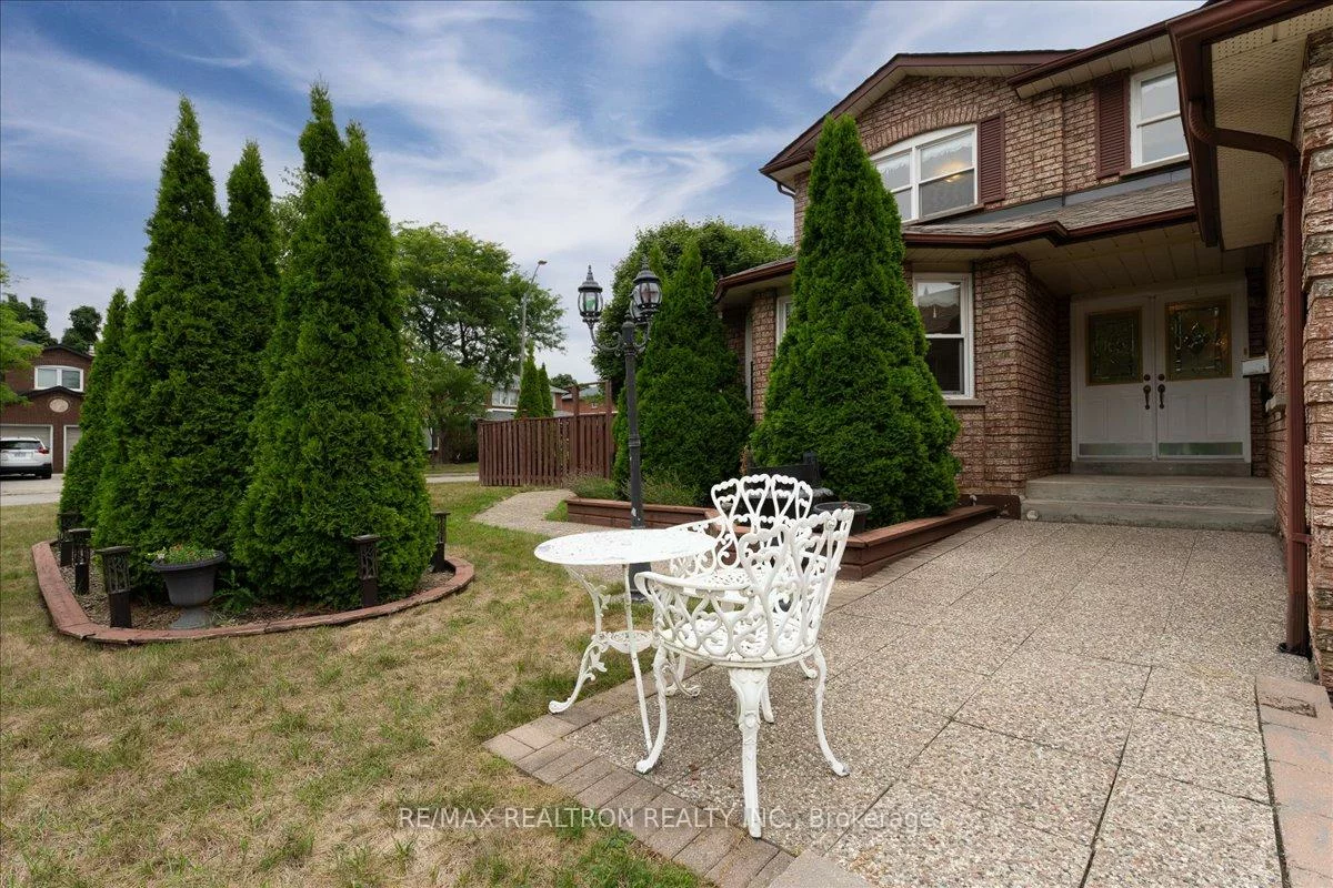 151, Lyndhurst, Thornlea, Markham