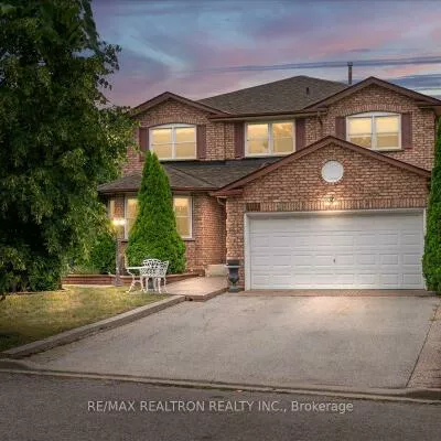 151, Lyndhurst, Thornlea, Markham