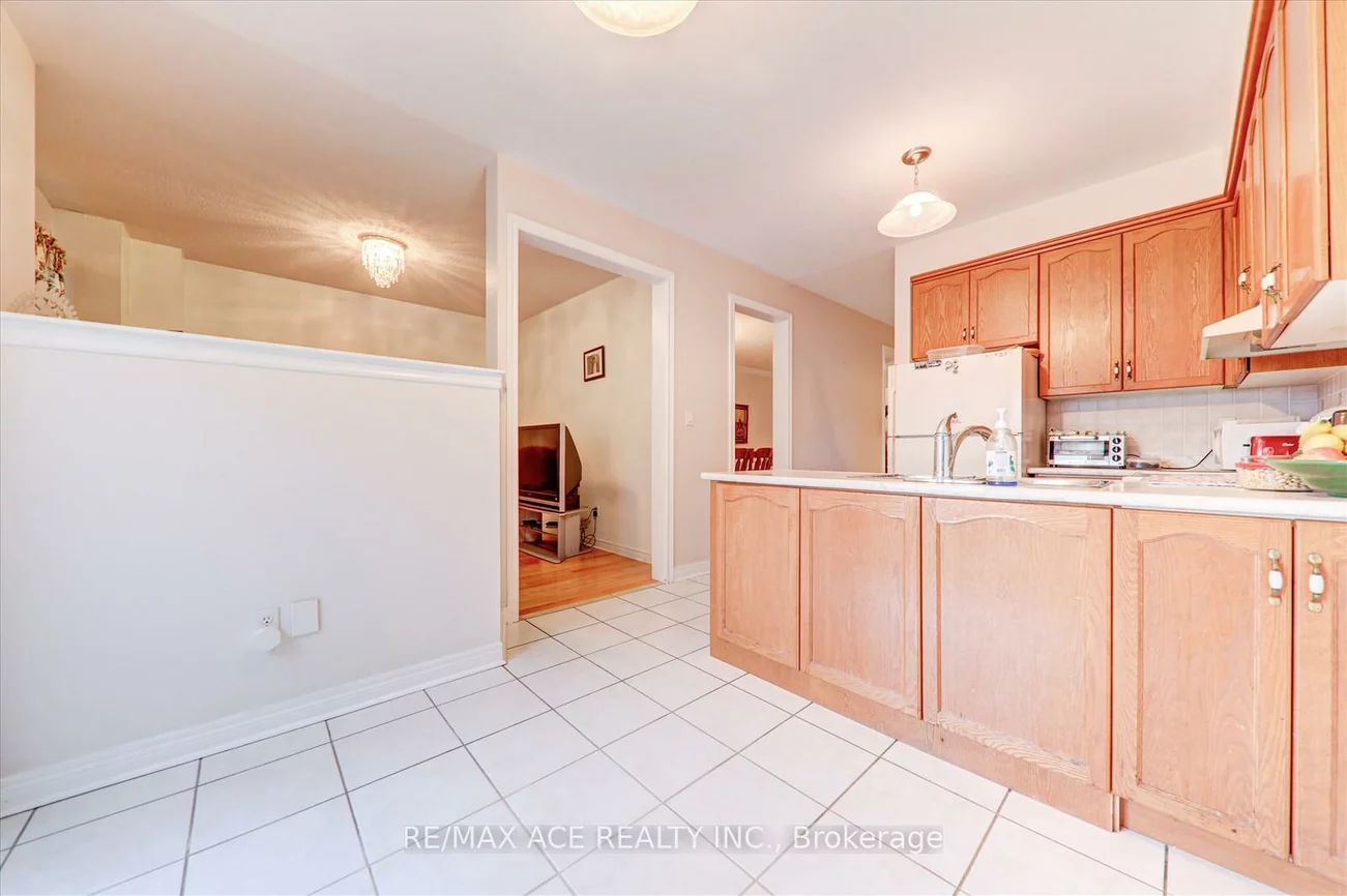 21, Summerlea, Middlefield, Markham