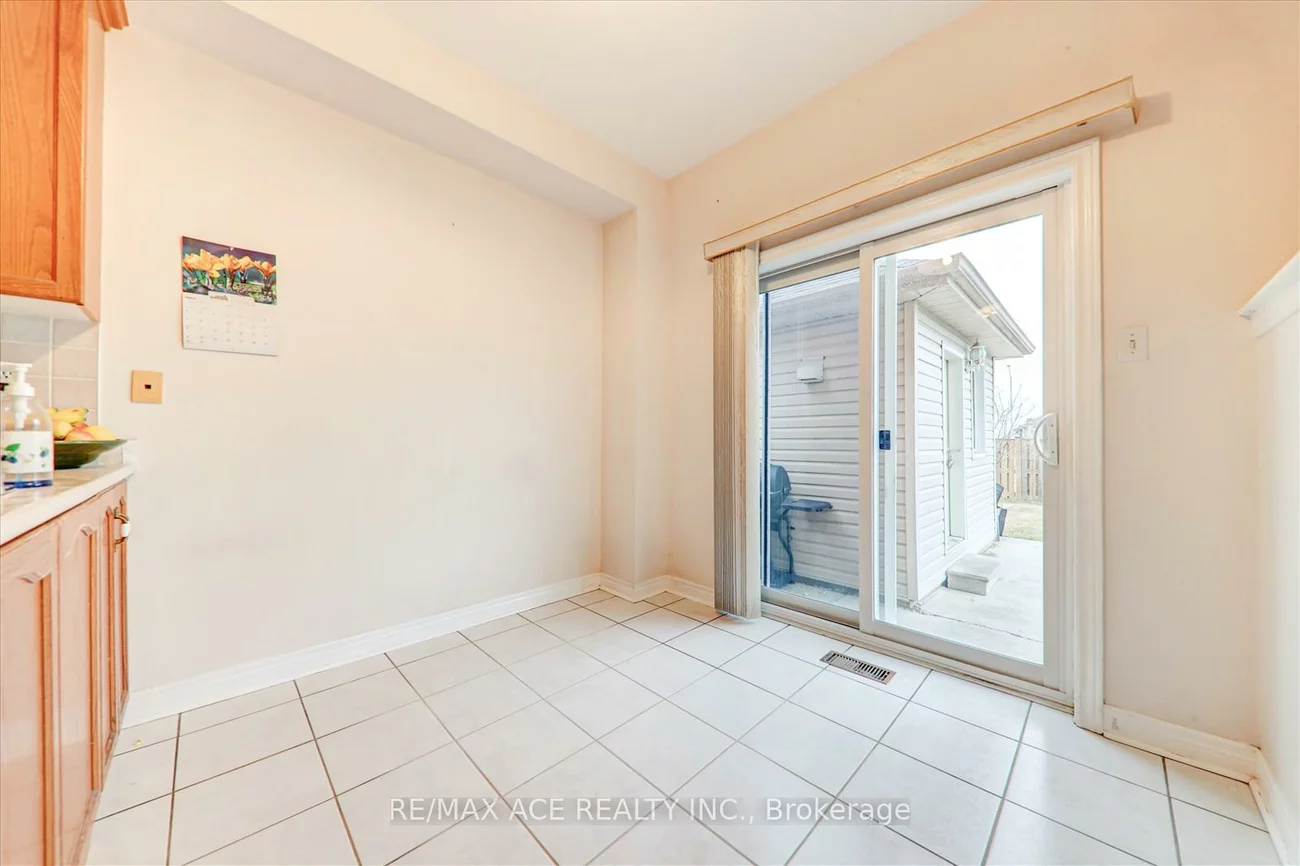 21, Summerlea, Middlefield, Markham