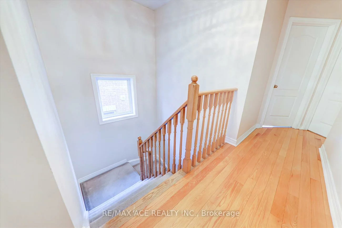 21, Summerlea, Middlefield, Markham