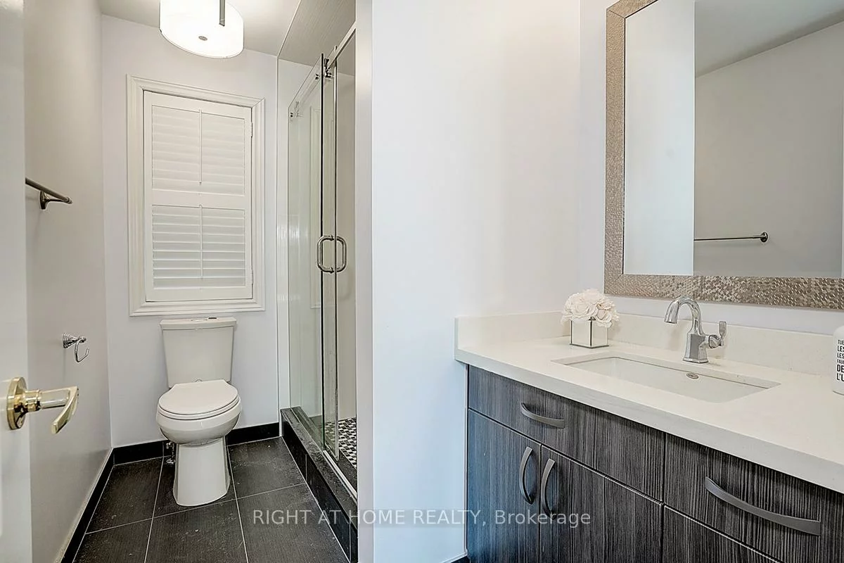 101, Heathfield, Victoria Manor-Jennings Gate, Markham