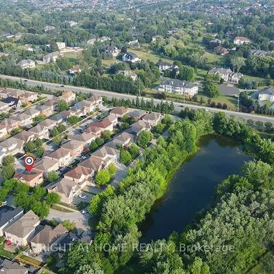 101, Heathfield, Victoria Manor-Jennings Gate, Markham