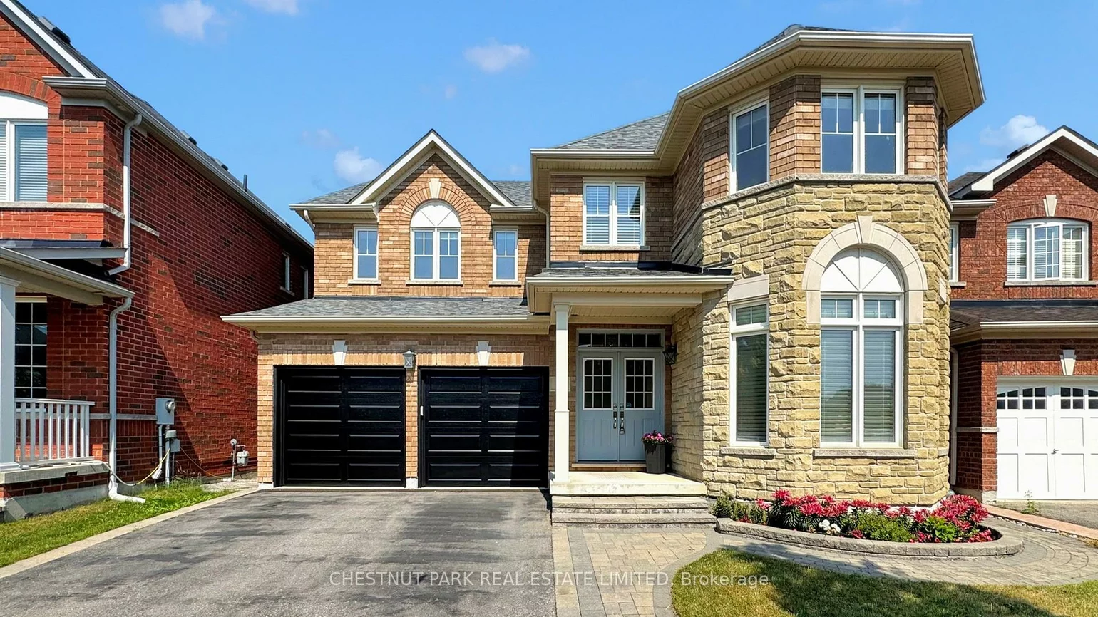 32, Arbour, Greensborough, Markham