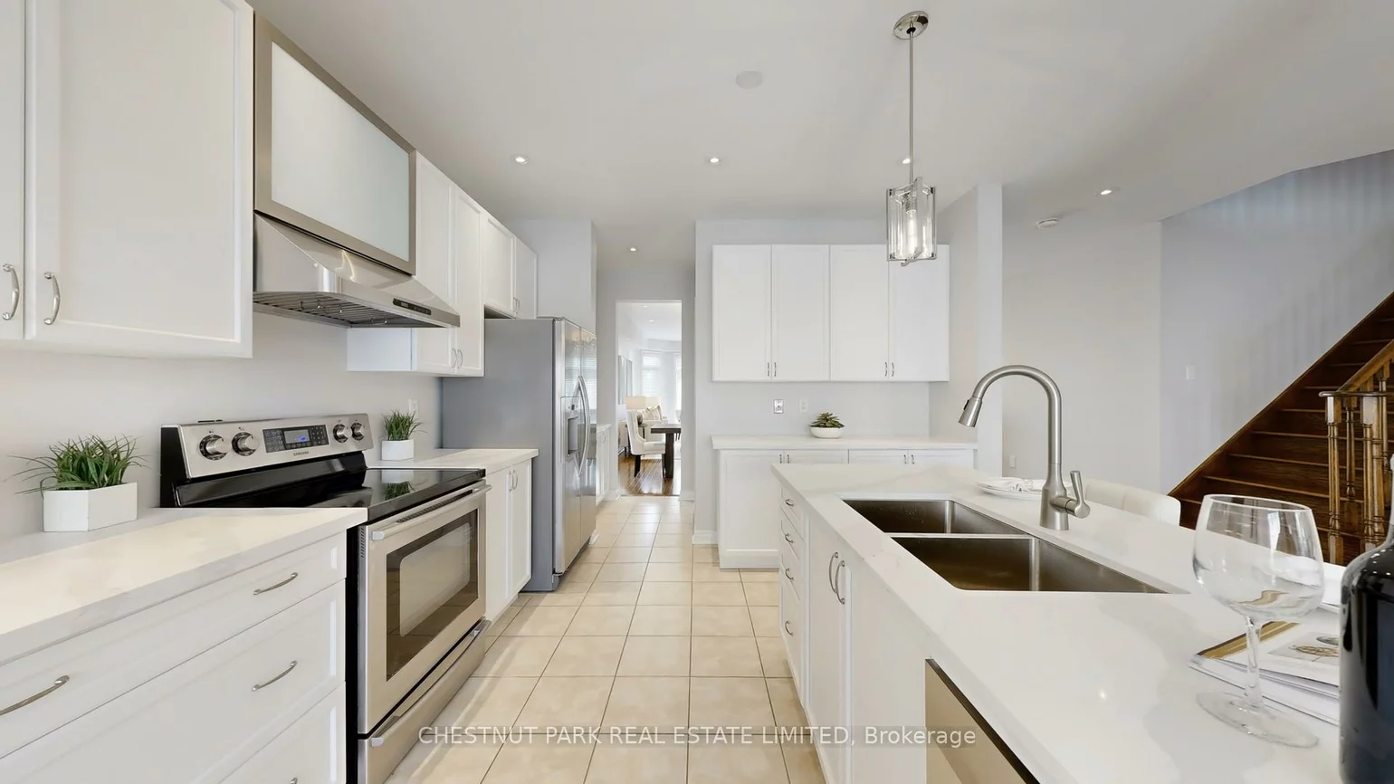 32, Arbour, Greensborough, Markham