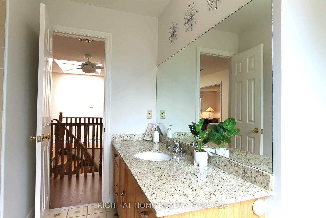 26, Leighland, Unionville, Markham