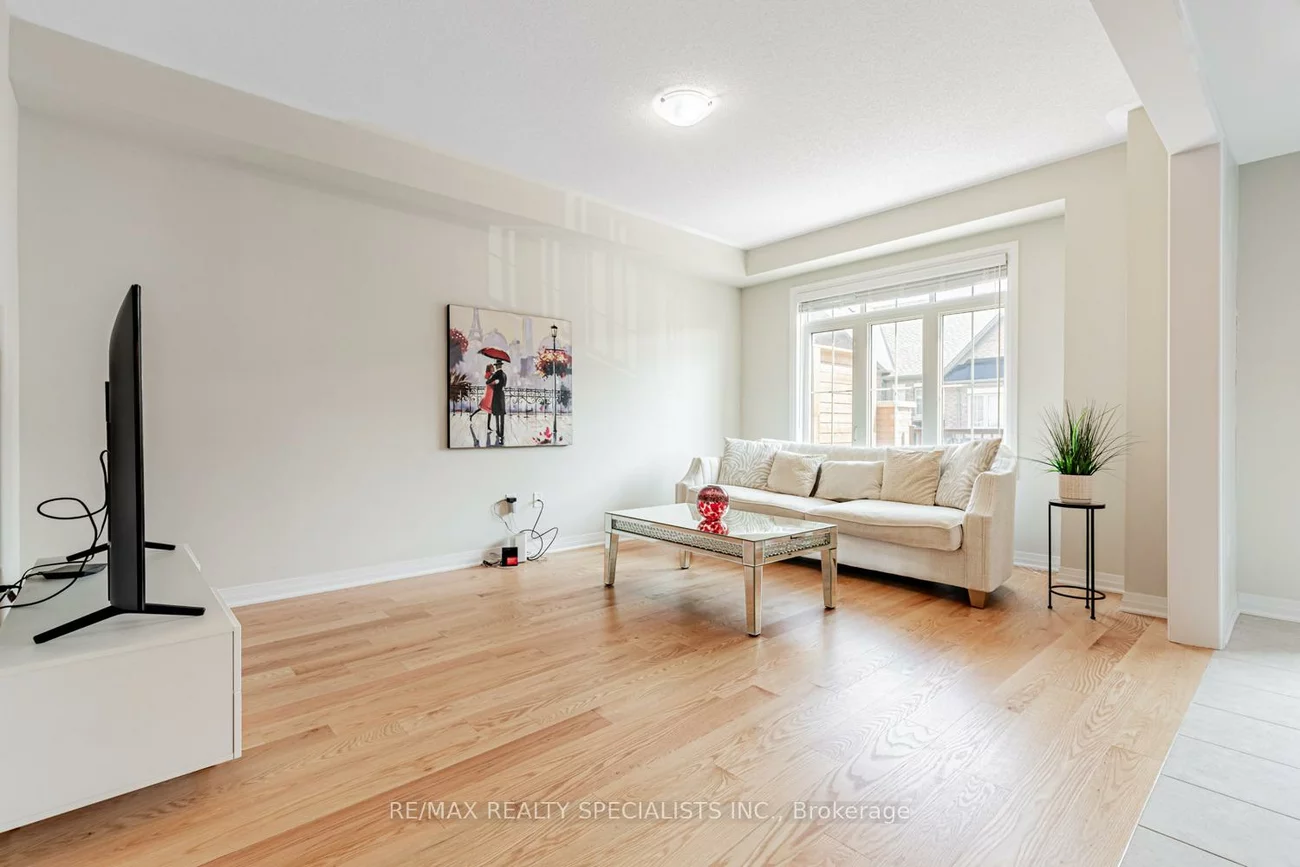 6867, 14th, Box Grove, Markham
