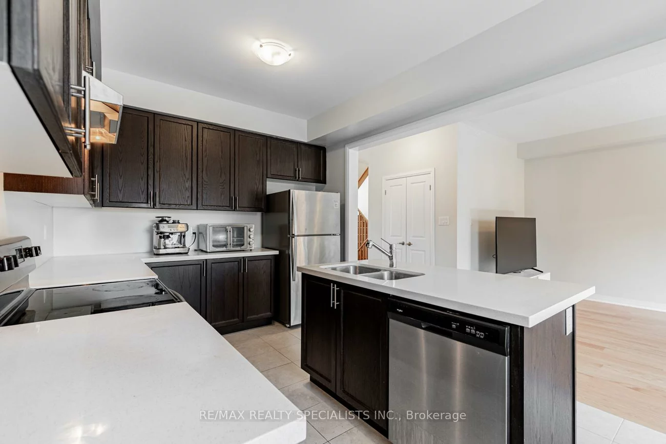 6867, 14th, Box Grove, Markham