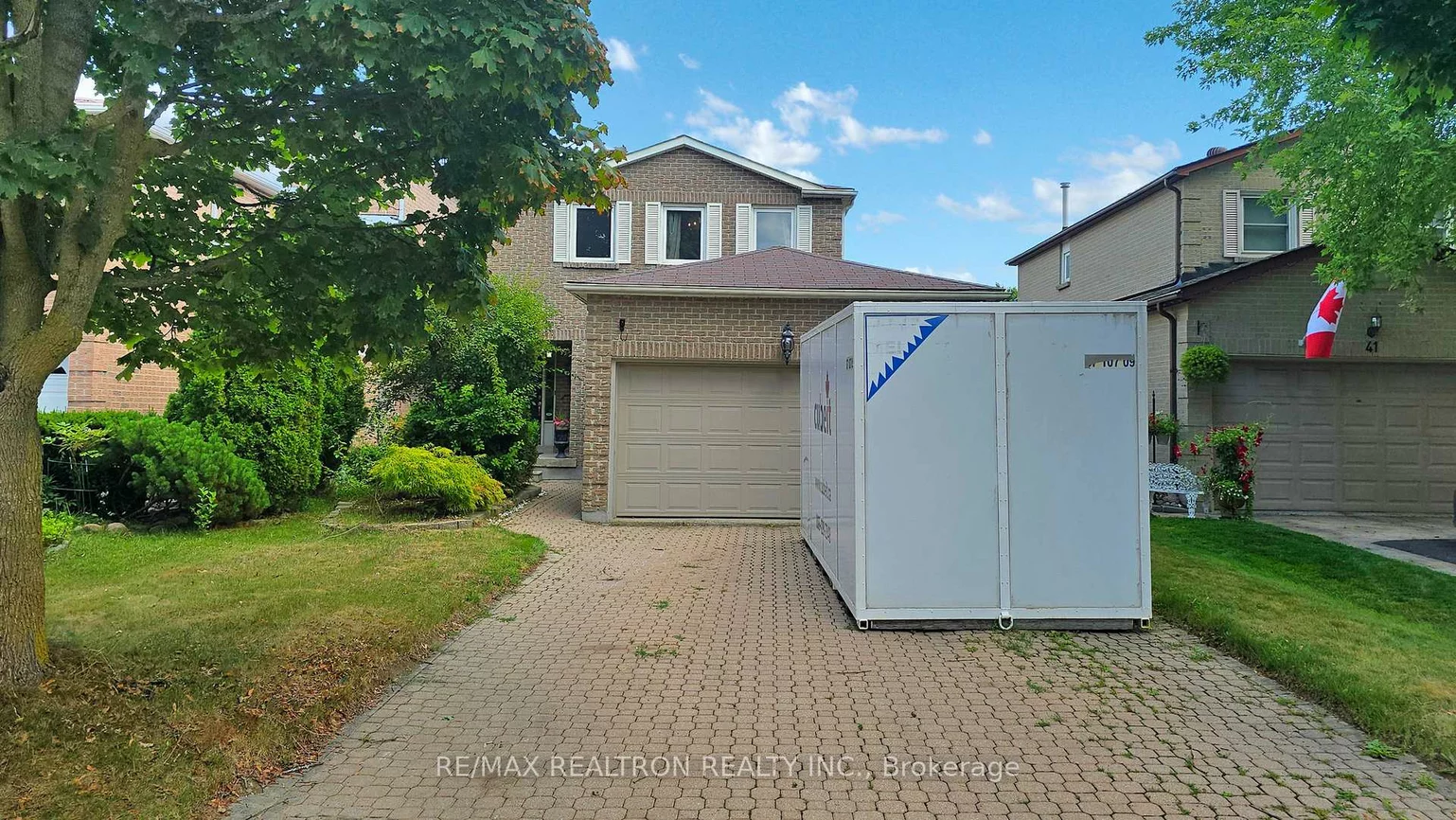 43, Strathmore, Raymerville, Markham