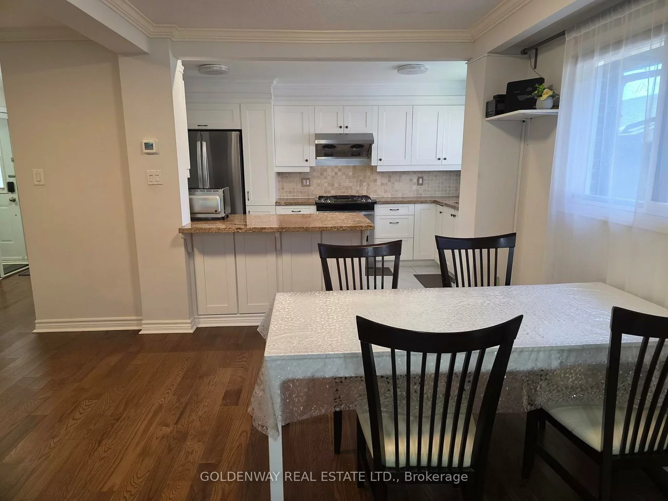 129, Major Buttons, Sherwood-Amberglen, Markham