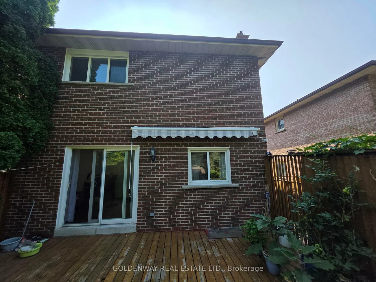 129, Major Buttons, Sherwood-Amberglen, Markham