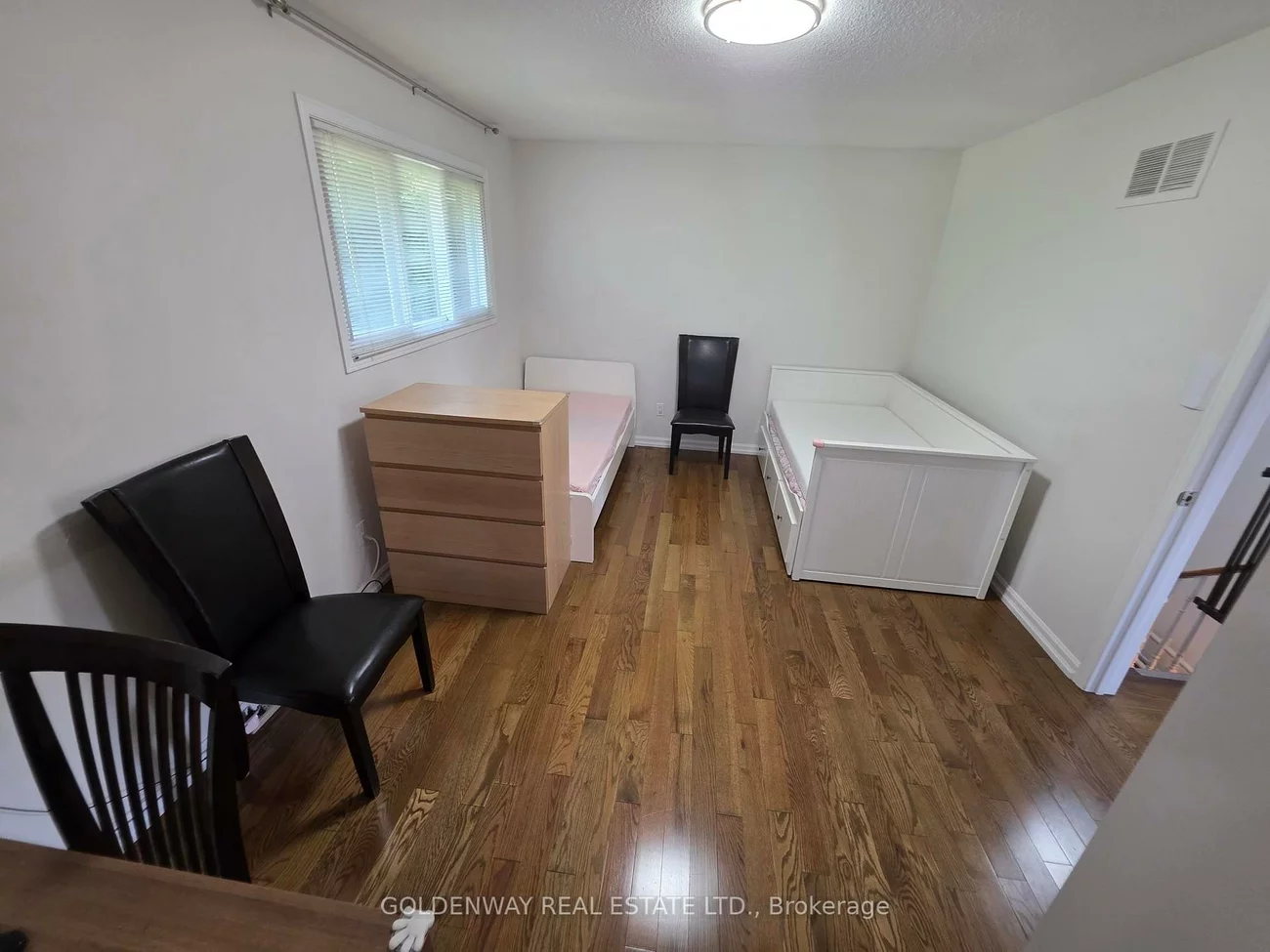 129, Major Buttons, Sherwood-Amberglen, Markham