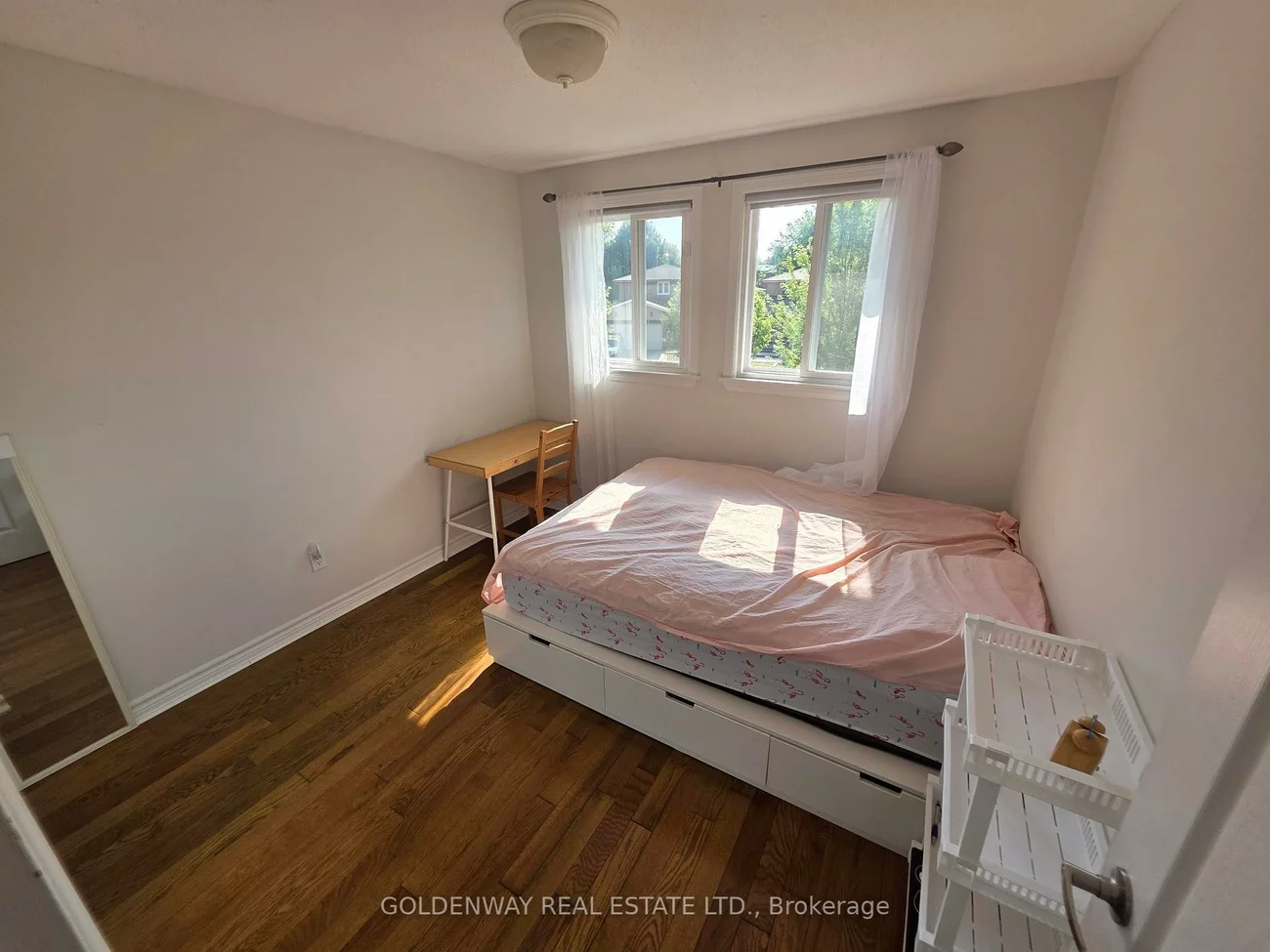 129, Major Buttons, Sherwood-Amberglen, Markham