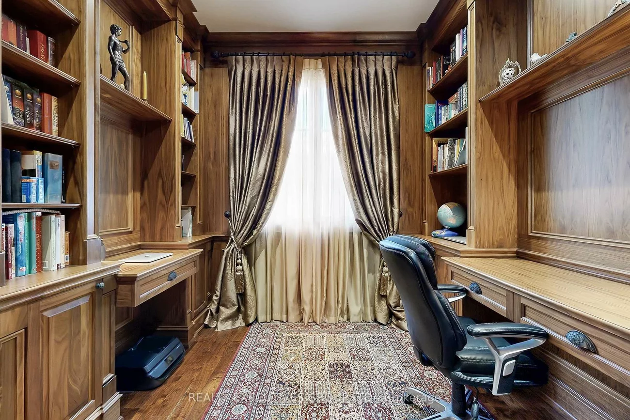 169, Bay Thorn, Royal Orchard, Markham