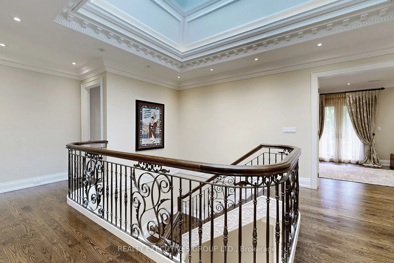 169, Bay Thorn, Royal Orchard, Markham