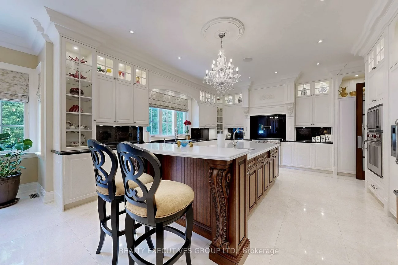 169, Bay Thorn, Royal Orchard, Markham