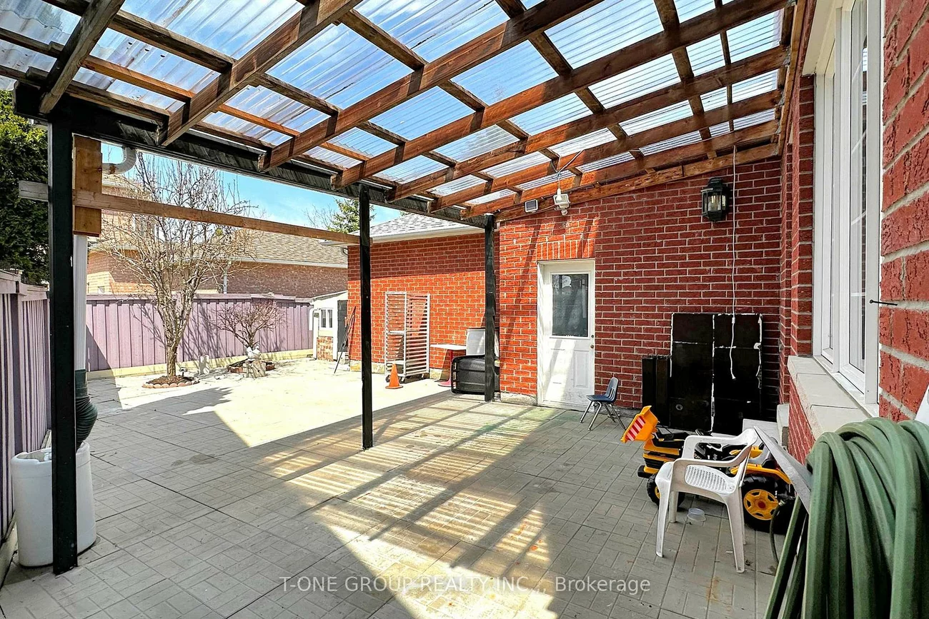 28, Misty, Greensborough, Markham