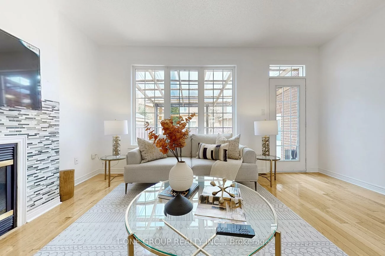 28, Misty, Greensborough, Markham