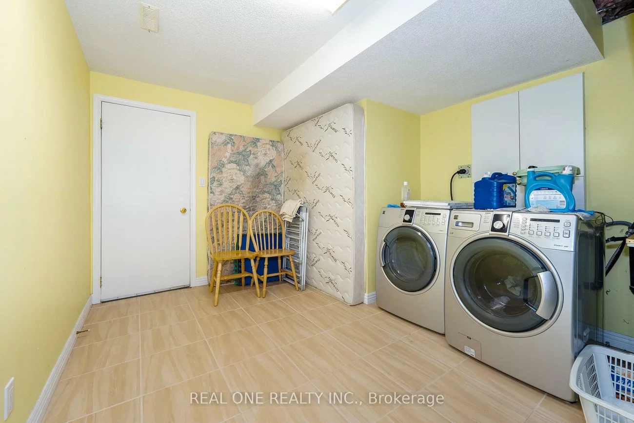 40, Saffron, Greensborough, Markham