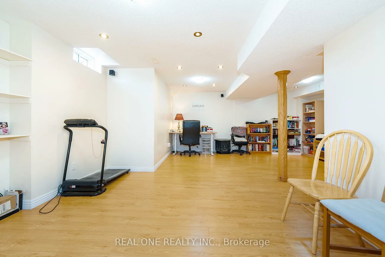 40, Saffron, Greensborough, Markham