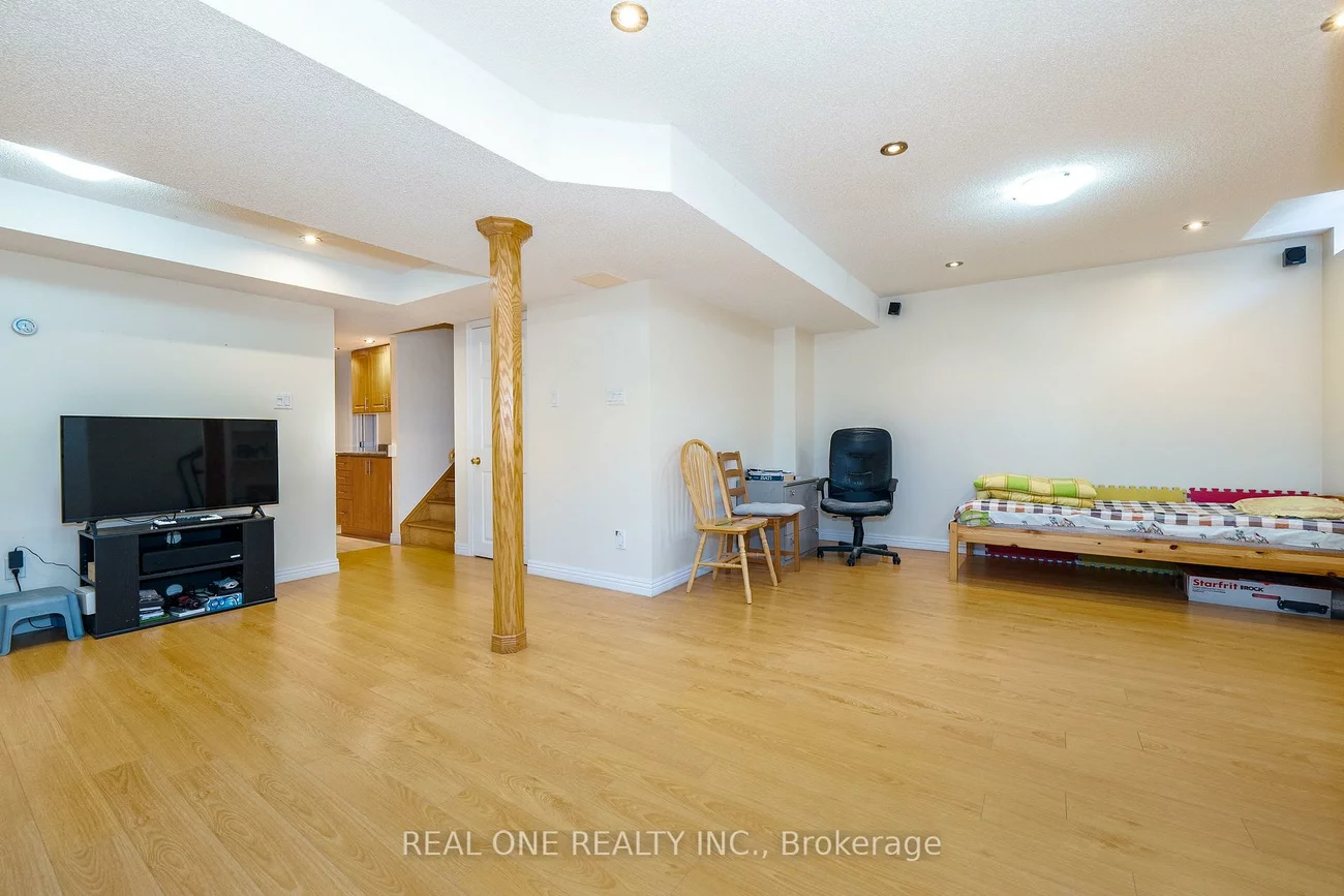 40, Saffron, Greensborough, Markham