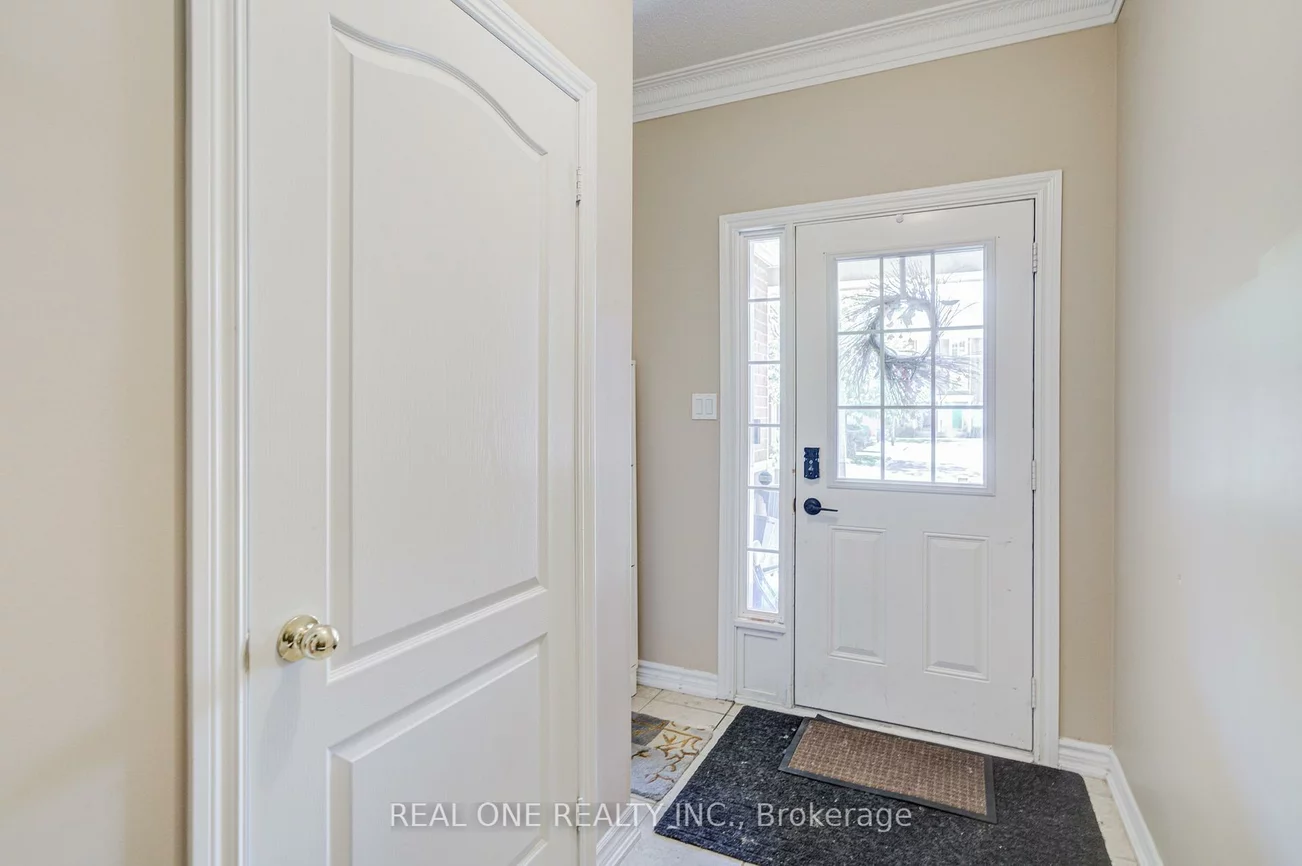 9, Ruskov, Cathedraltown, Markham