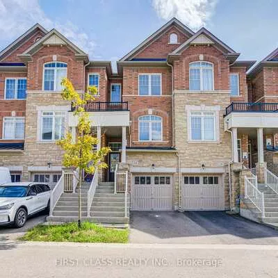 118, Dundas, Greensborough, Markham