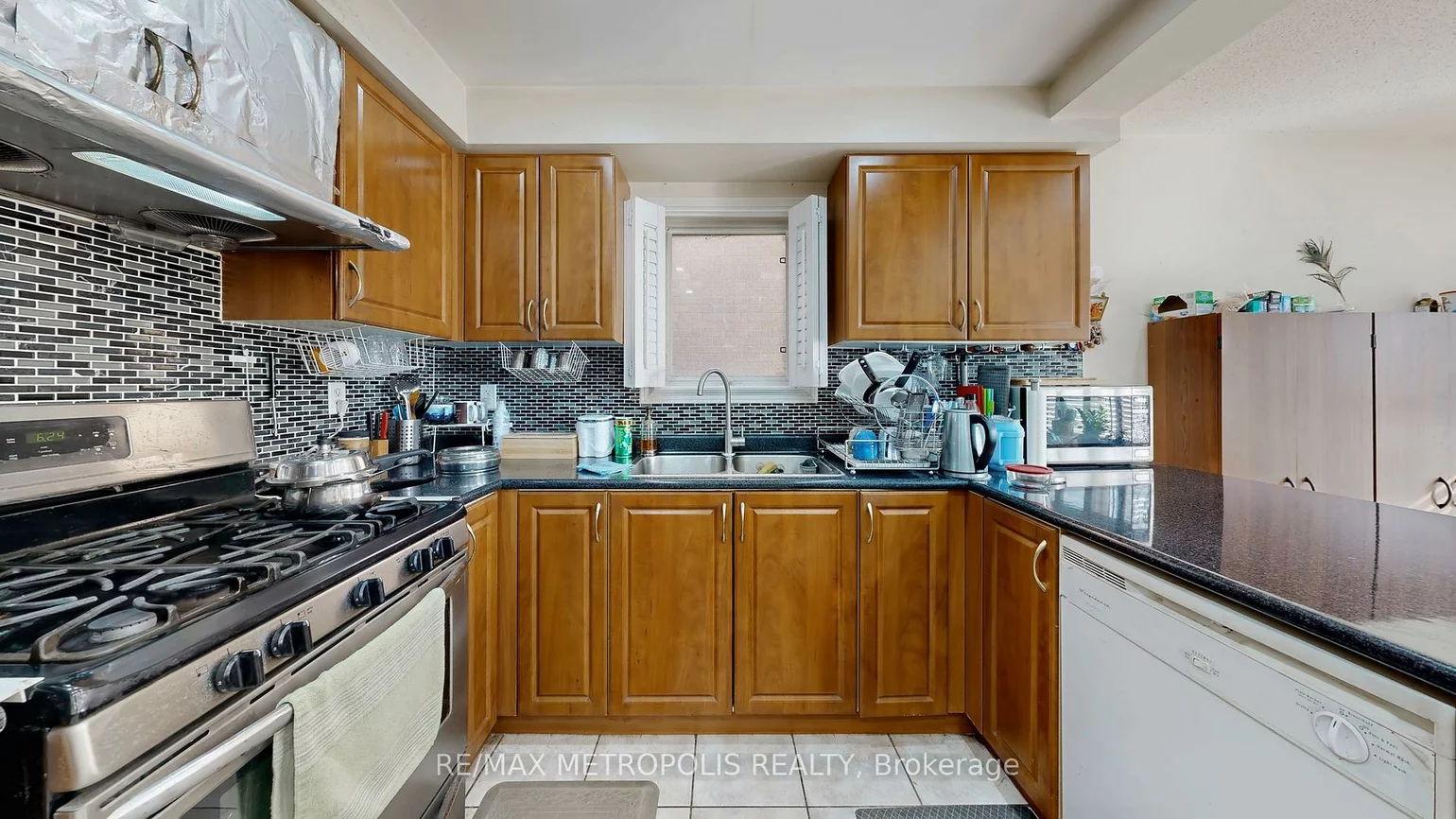80, Charles Brown, Cedarwood, Markham