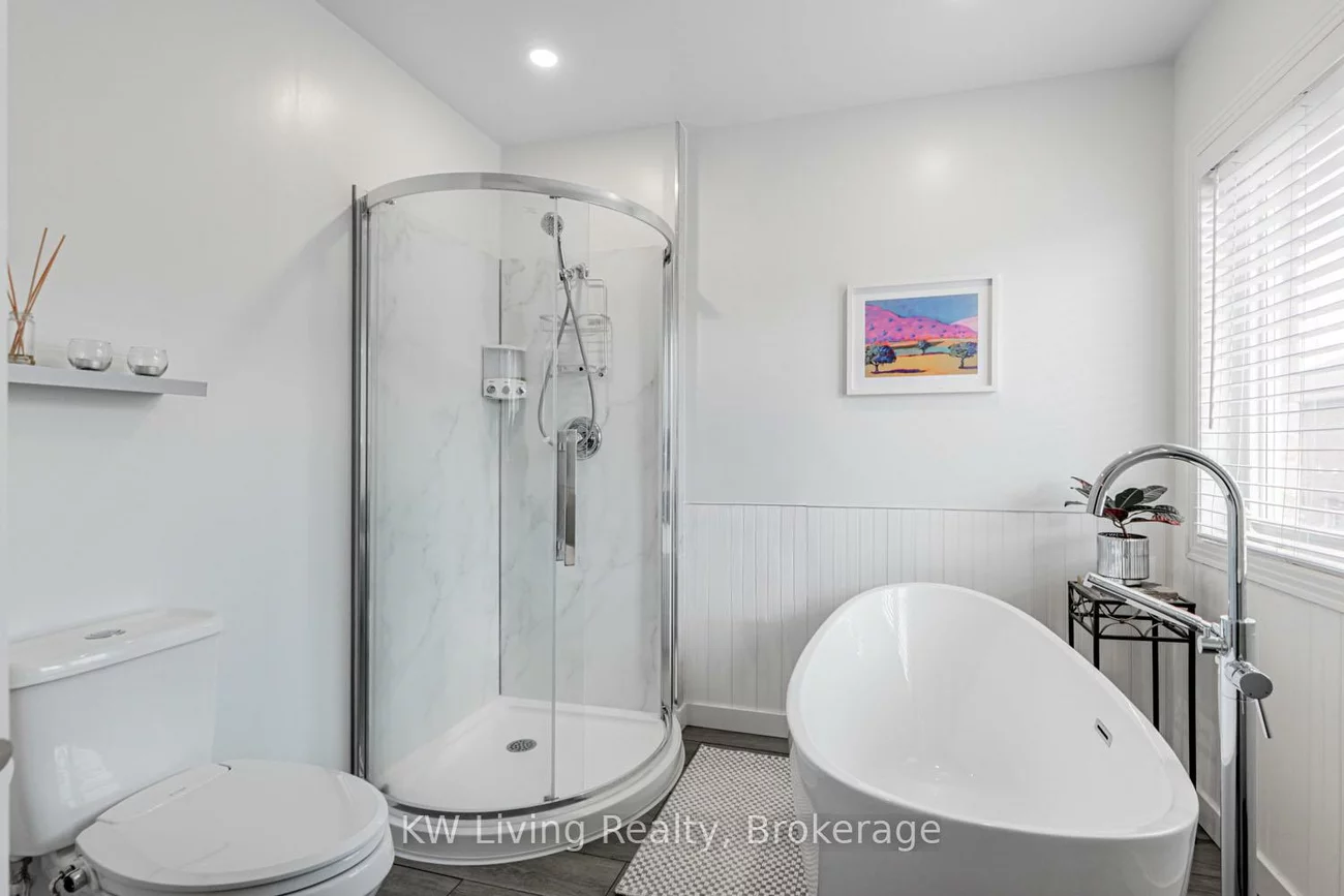 29, Lakespring, Cachet, Markham