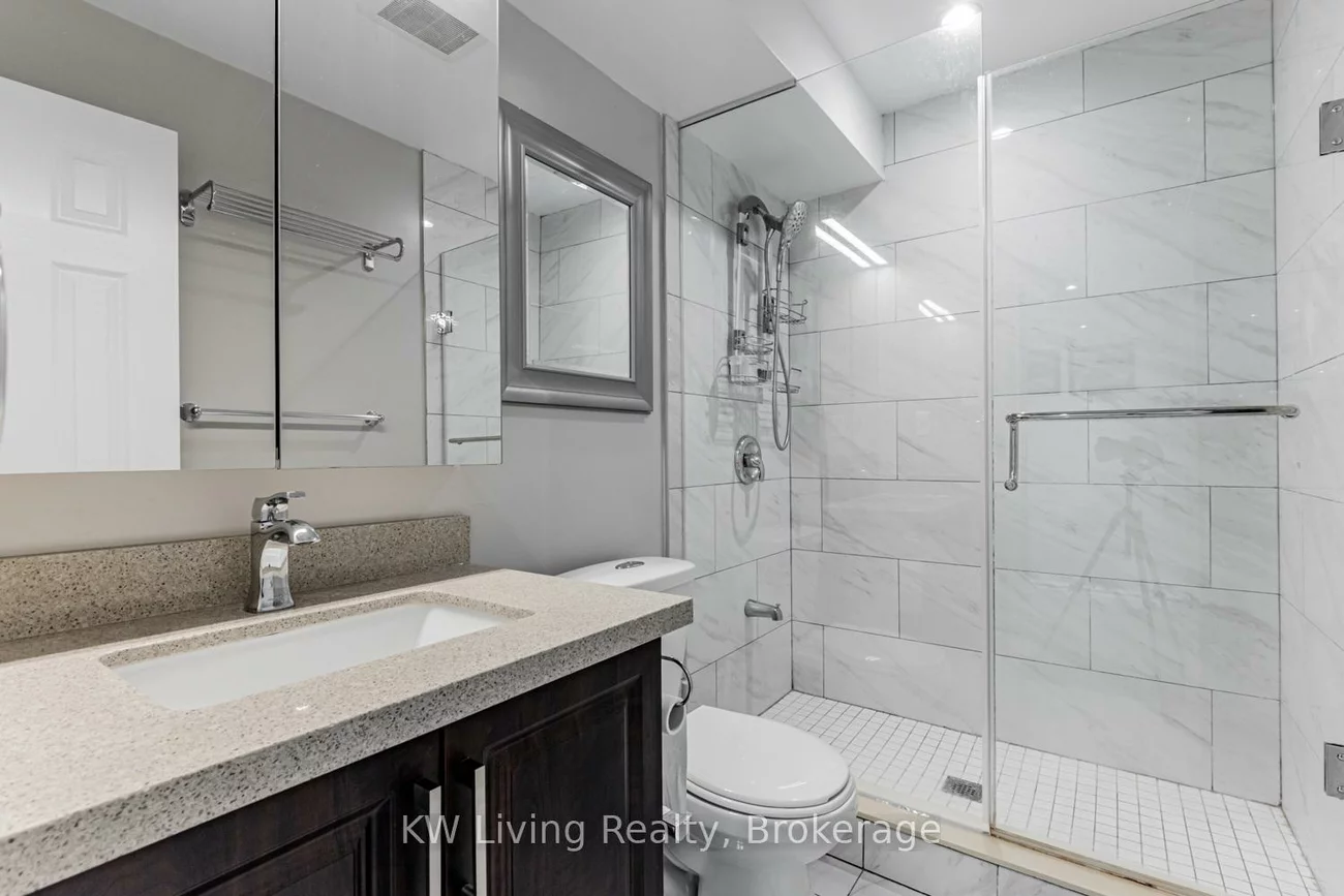 29, Lakespring, Cachet, Markham