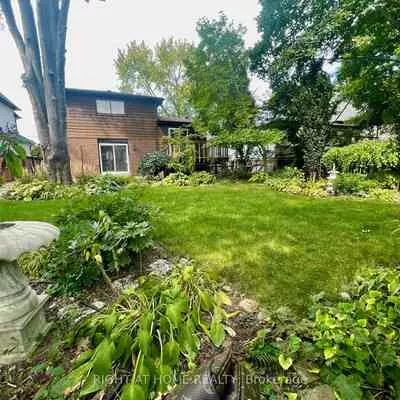 23, Pomander, Unionville, Markham