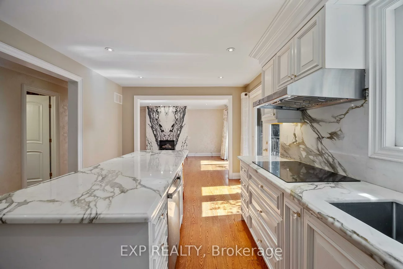 70, Hemingway, Unionville, Markham