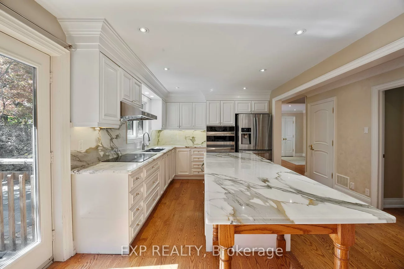 70, Hemingway, Unionville, Markham