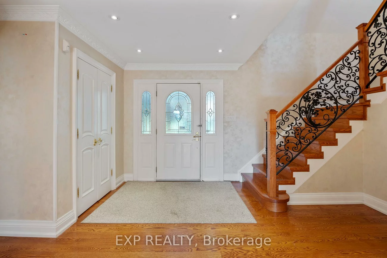 70, Hemingway, Unionville, Markham