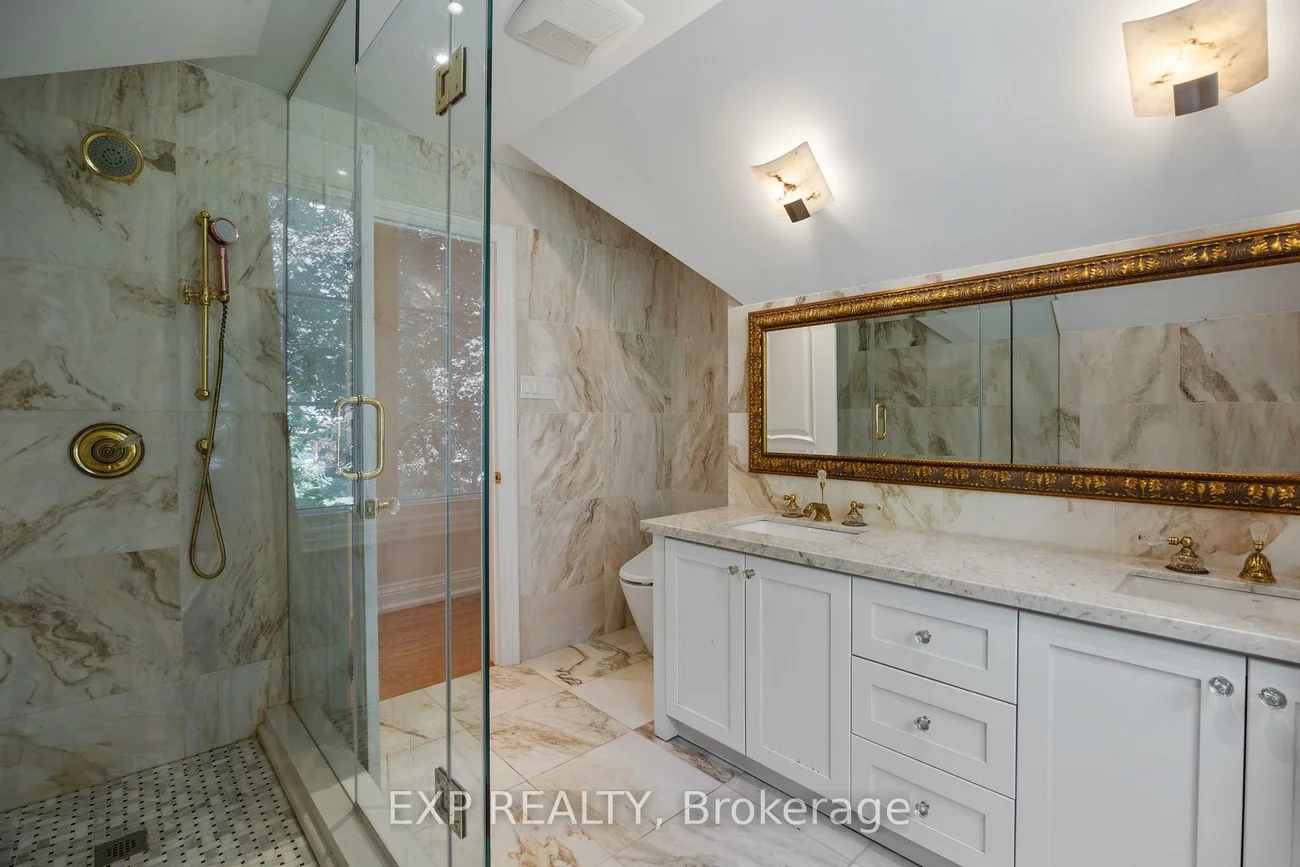 70, Hemingway, Unionville, Markham