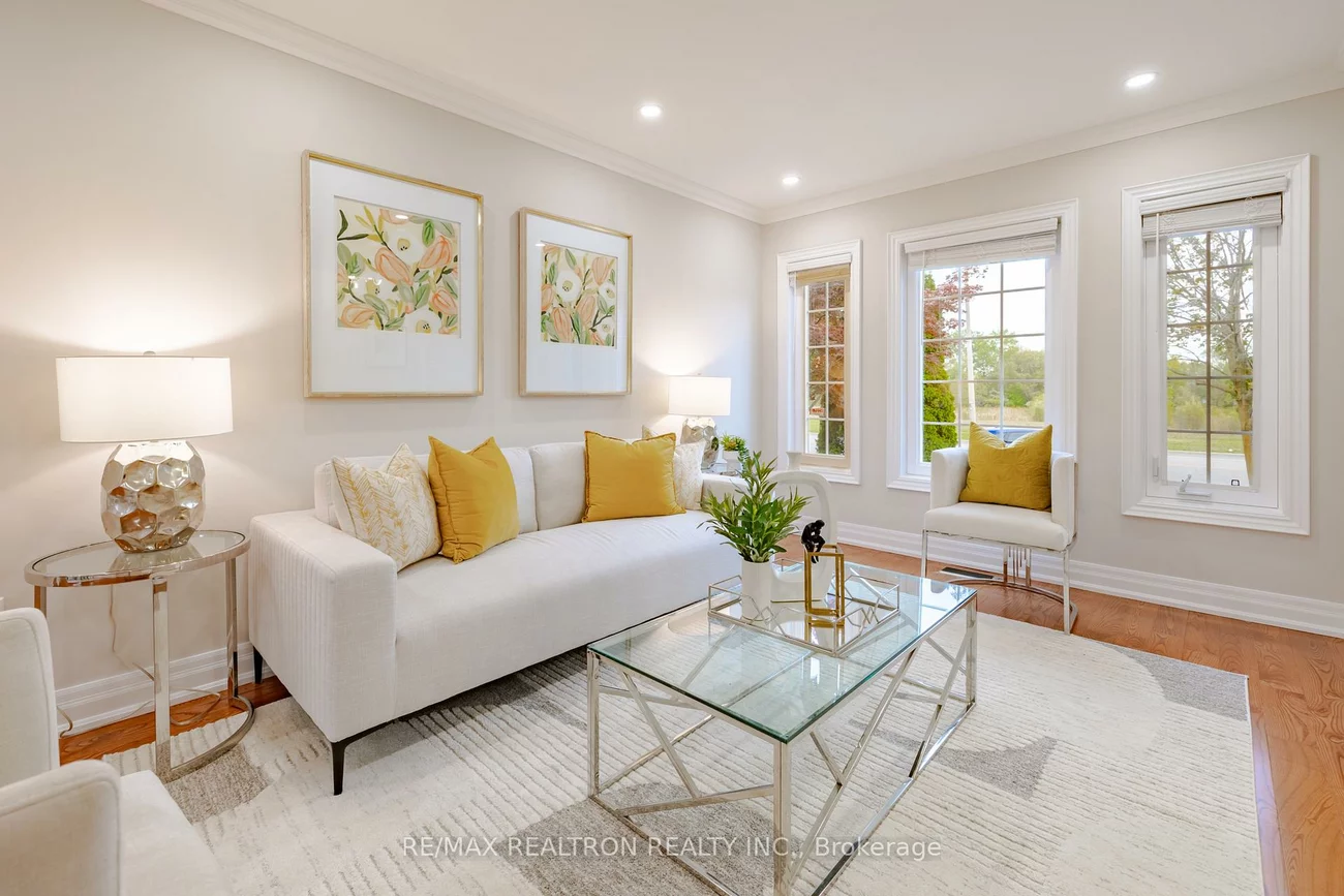 28, Marydale, Middlefield, Markham