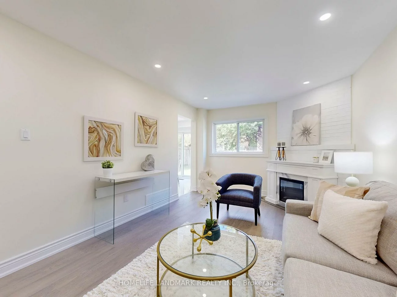 27, Penny, Markham Village, Markham