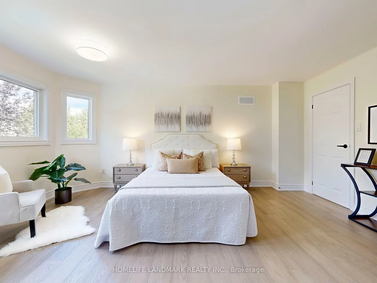 27, Penny, Markham Village, Markham
