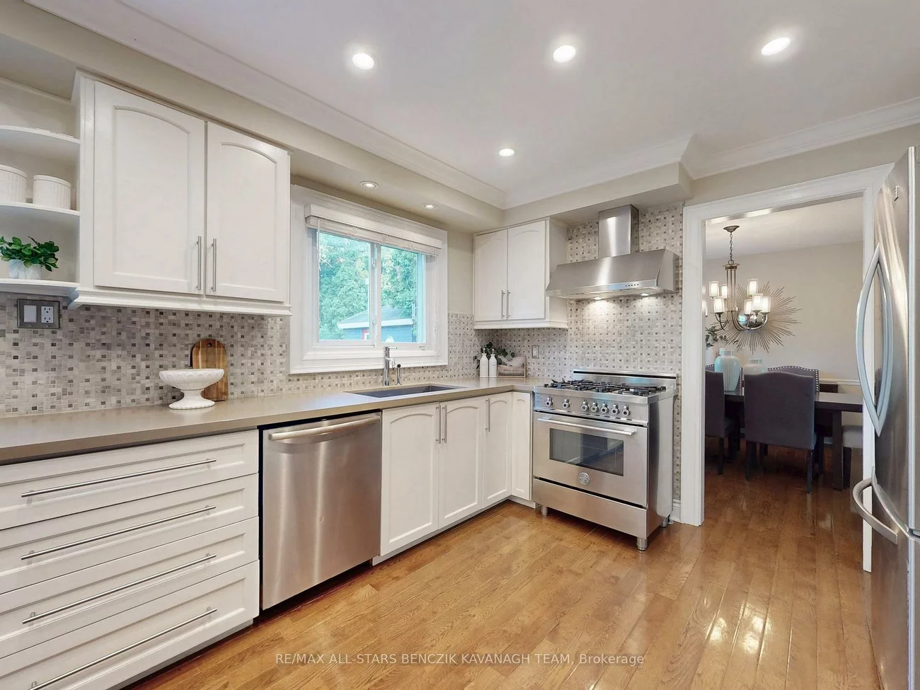 93, Sir Lancelot, Markham Village, Markham