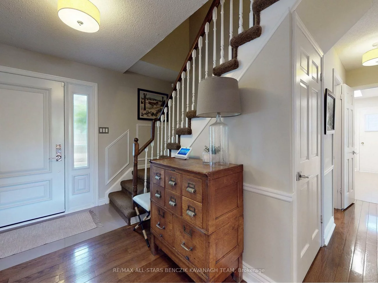93, Sir Lancelot, Markham Village, Markham