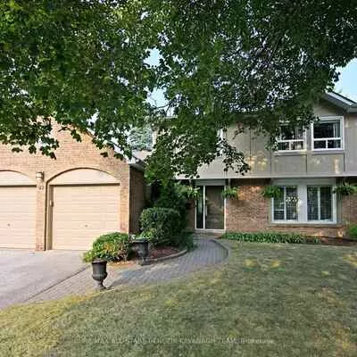 93, Sir Lancelot, Markham Village, Markham