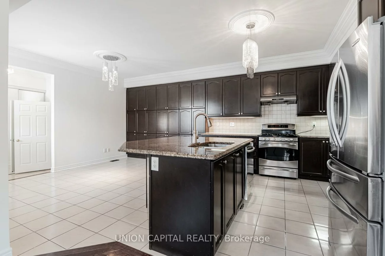 18, Honey Glen, Cornell, Markham