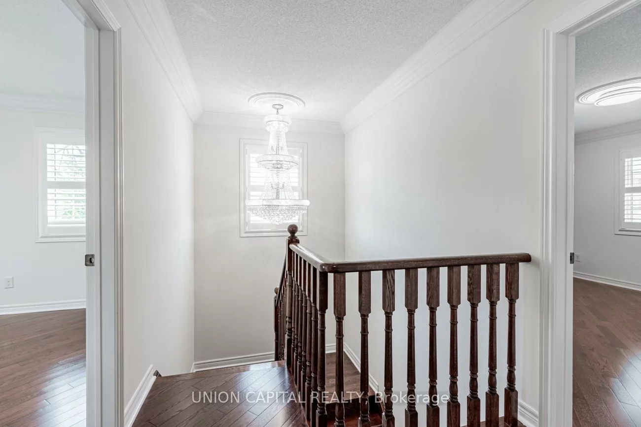 18, Honey Glen, Cornell, Markham